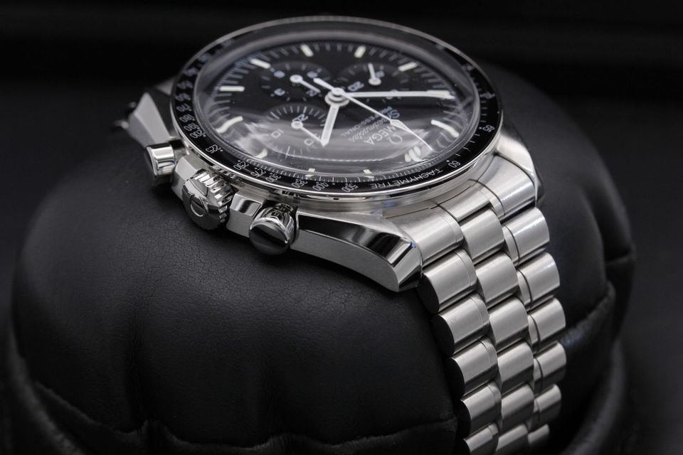 Omega Speedmaster Moonwatch Professional 310.30.42.50.01.001 Image 4